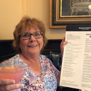 Meet your Posher, Joy